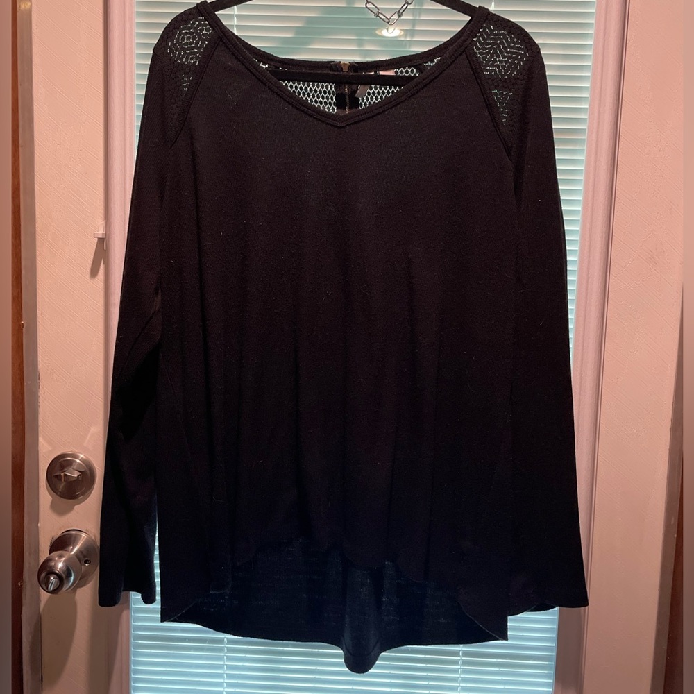 Cato Elegant Blouse with Long Sleeves with Mesh and Zipper in Back
